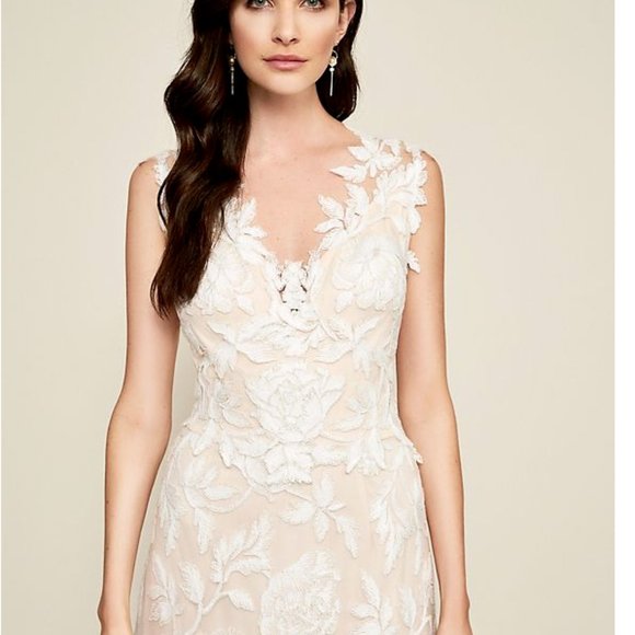 Tadashi Shoji CECILA Wedding GOWN - Picture 1 of 8